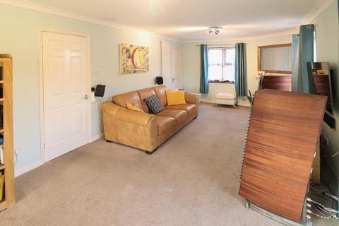 3 Wheatfield Way, Langdon Hills, Basildon, SS16 6SN