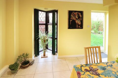 3 Wheatfield Way, Langdon Hills, Basildon, SS16 6SN