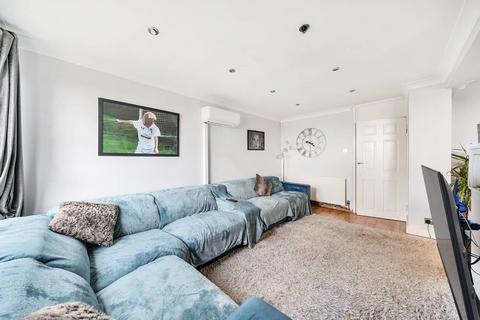 2 bedroom flat for sale, Flintmill Crescent, Kidbrooke, London, SE3