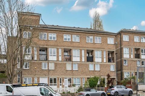 2 bedroom flat for sale, Flintmill Crescent, Kidbrooke, London, SE3
