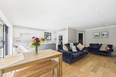 2 bedroom semi-detached bungalow for sale, Bradstow Way, Broadstairs, CT10