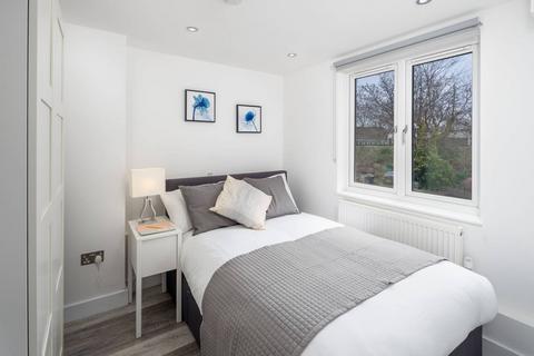 2 bedroom flat to rent, Marcus Garvey Way, Herne Hill, London, SE24