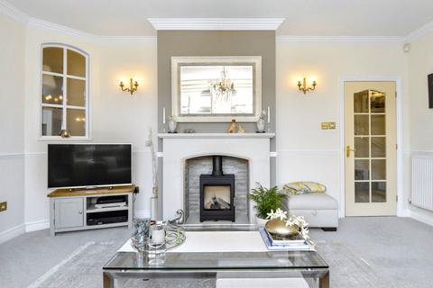 31 Dingle Road, Pedmore, Stourbridge, DY9 0RS