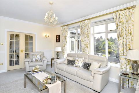 31 Dingle Road, Pedmore, Stourbridge, DY9 0RS