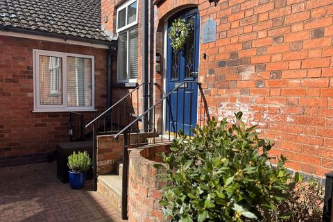 Apartment 5, The Grove, 74 Barkby Lane, Syston, Leicester, LE7 2BB