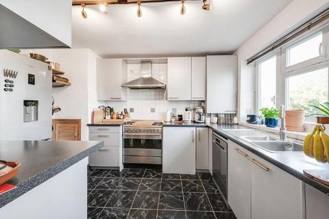 2 bedroom flat for sale, Broadhurst Gardens, South Hampstead