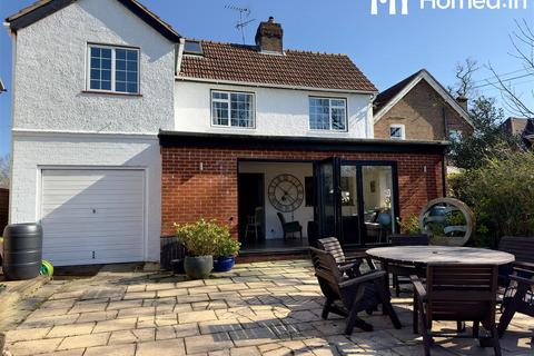 undefined, Horsham Road, Crawley