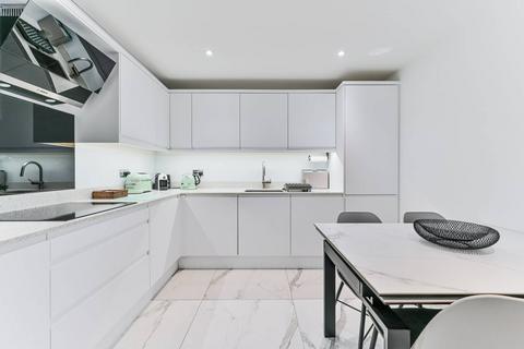 2 bedroom flat to rent, Burlington Road, New Malden, KT3