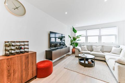 2 bedroom flat to rent, Burlington Road, New Malden, KT3