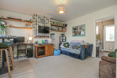 2 bedroom terraced house for sale, Springfield Avenue, Banbury