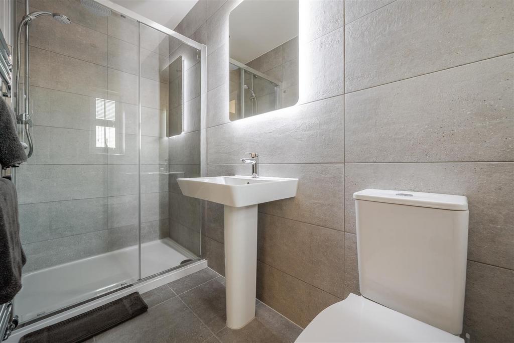 En suite shower room