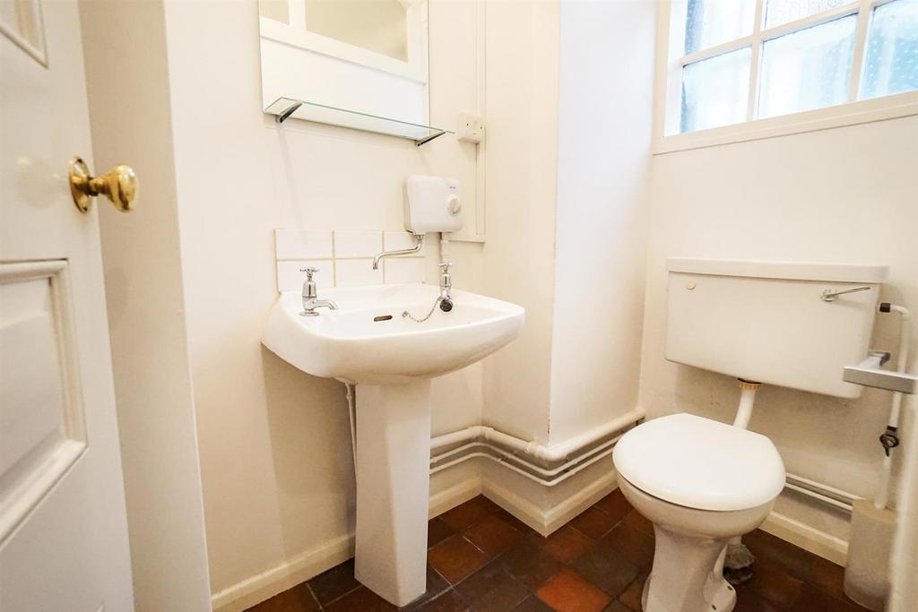 Ground Floor WC