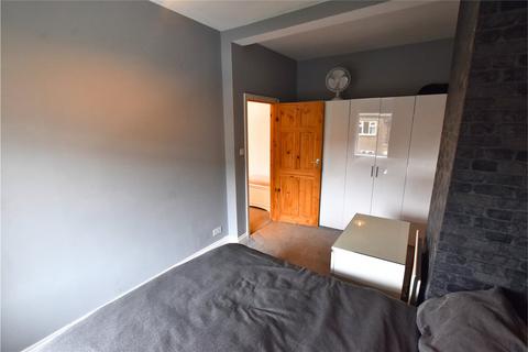 6 Booth Street, Queensbury, Bradford, BD13 2HU