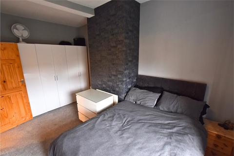 6 Booth Street, Queensbury, Bradford, BD13 2HU
