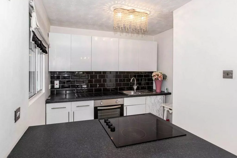 1 bedroom flat for sale, Maplin Park, Slough SL3