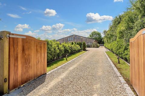 3 bedroom barn conversion to rent, Broad Marston Road, Broad Marston, CV37