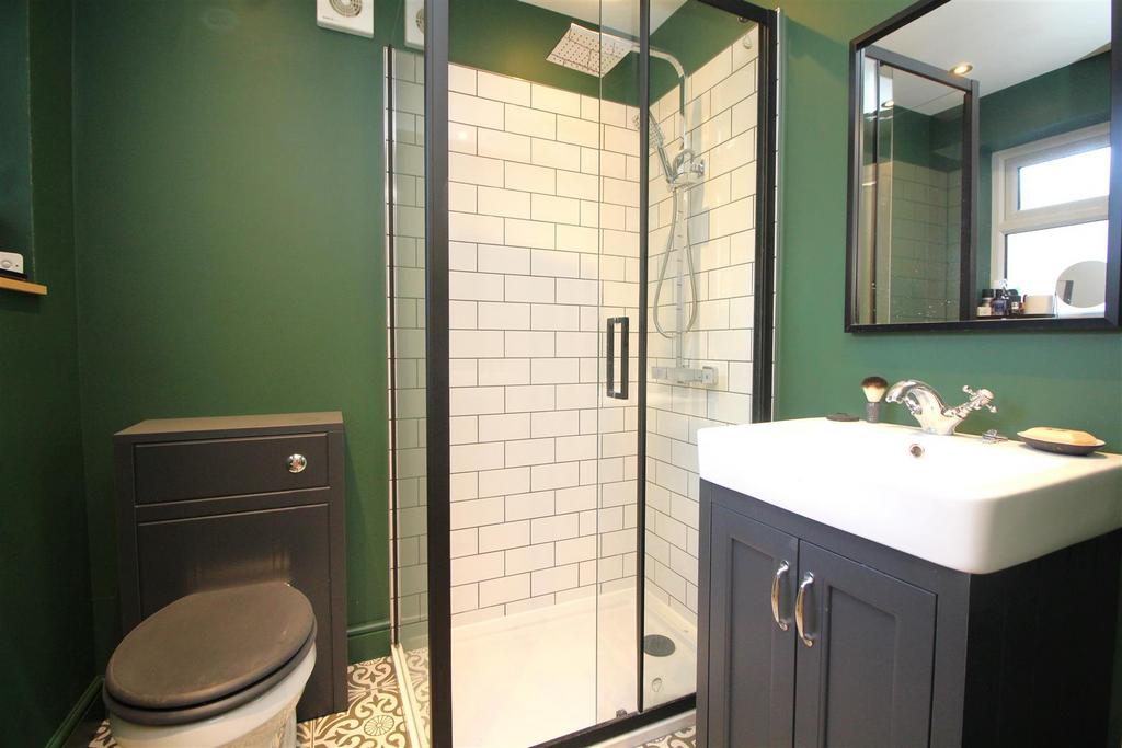 Shower room.JPG