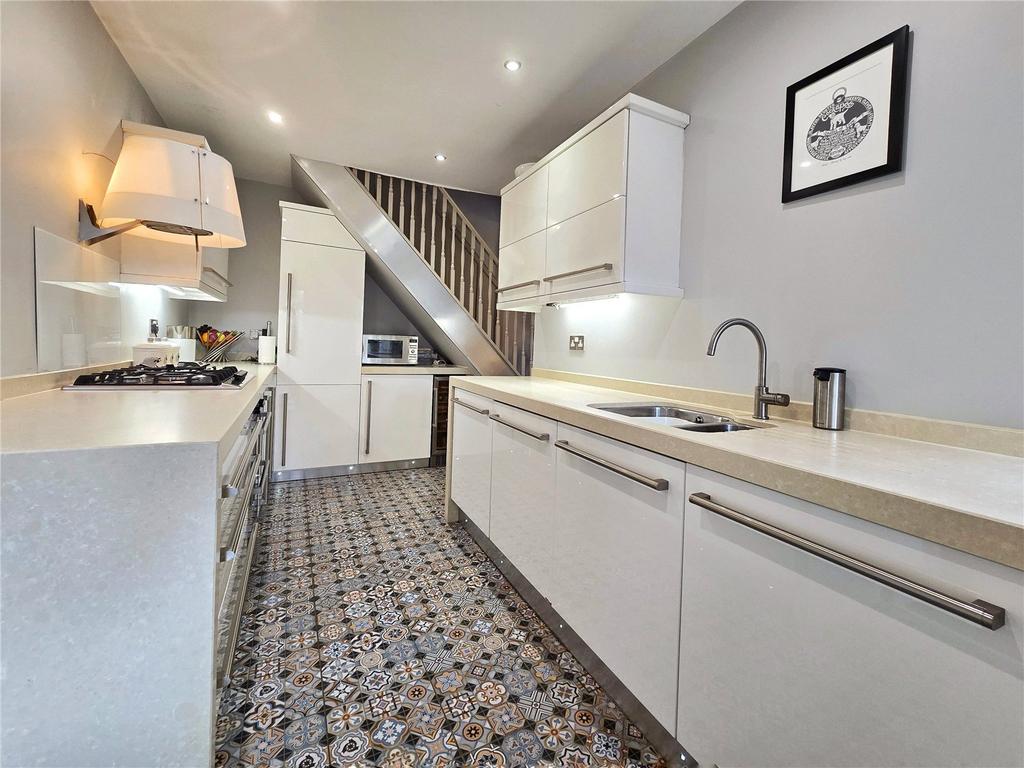 Contemporary Kitchen