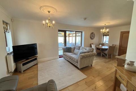 3 bedroom detached house for sale, Llys Yr Onnen, Ffairfach, Llandeilo, Carmarthenshire.