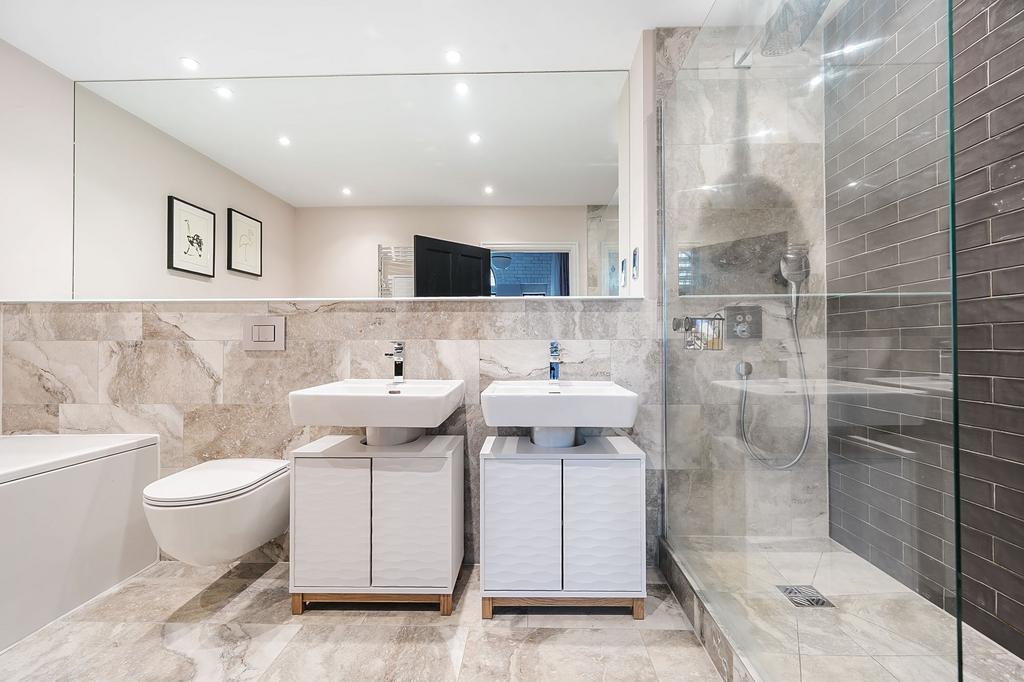 Ensuite