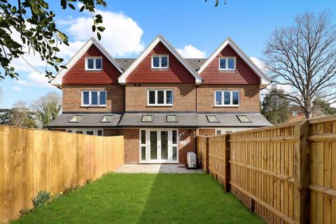 3 bedroom terraced house for sale, Cobblers Close, Farnham Royal, SL2