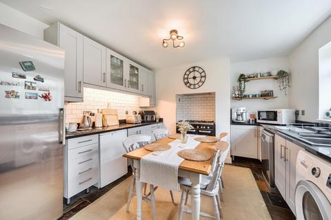 113 Broadgate Walk, Horsforth, Leeds, LS18 4EZ
