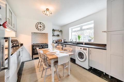 113 Broadgate Walk, Horsforth, Leeds, LS18 4EZ
