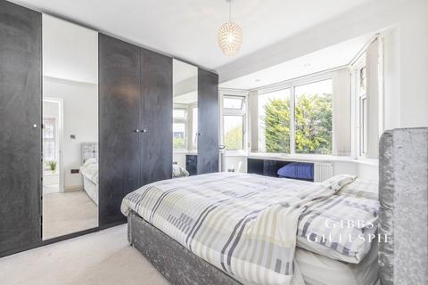 4 bedroom semi-detached house to rent, Lyon Meade, Stanmore, HA7