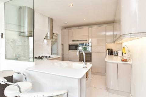 4 bedroom detached house for sale, Balsdean Road, Woodingdean, Brighton, East Sussex