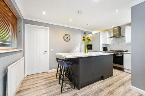 34 Borkum Close, Andover, SP10 4LE