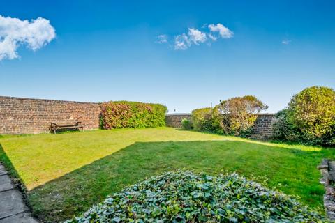 2 bedroom bungalow for sale, Montserrat Road, Bradford, West Yorkshire, BD4