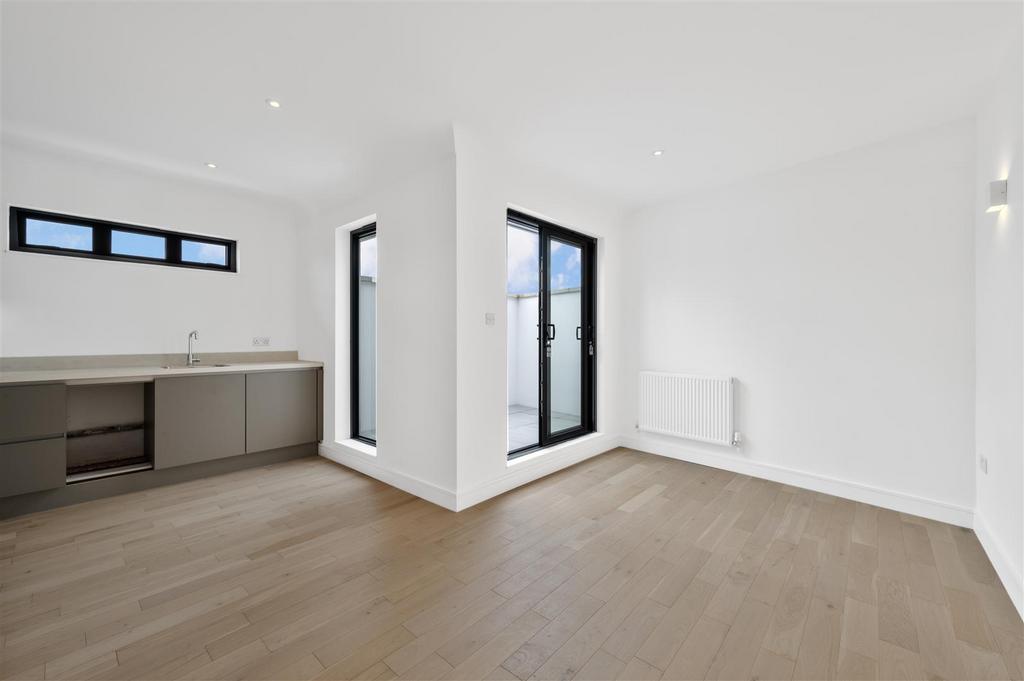 FLAT 6,8.jpg