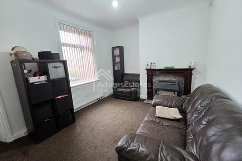 2 bedroom terraced house for sale, Chestnut Terrace, Dewsbury