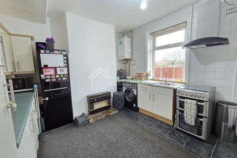 2 bedroom terraced house for sale, Chestnut Terrace, Dewsbury