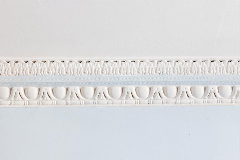 Cornice