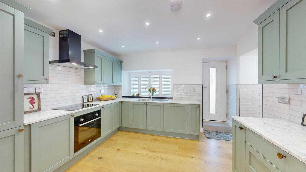 Empingham-Road-Stamford-04092025 172452.jpg