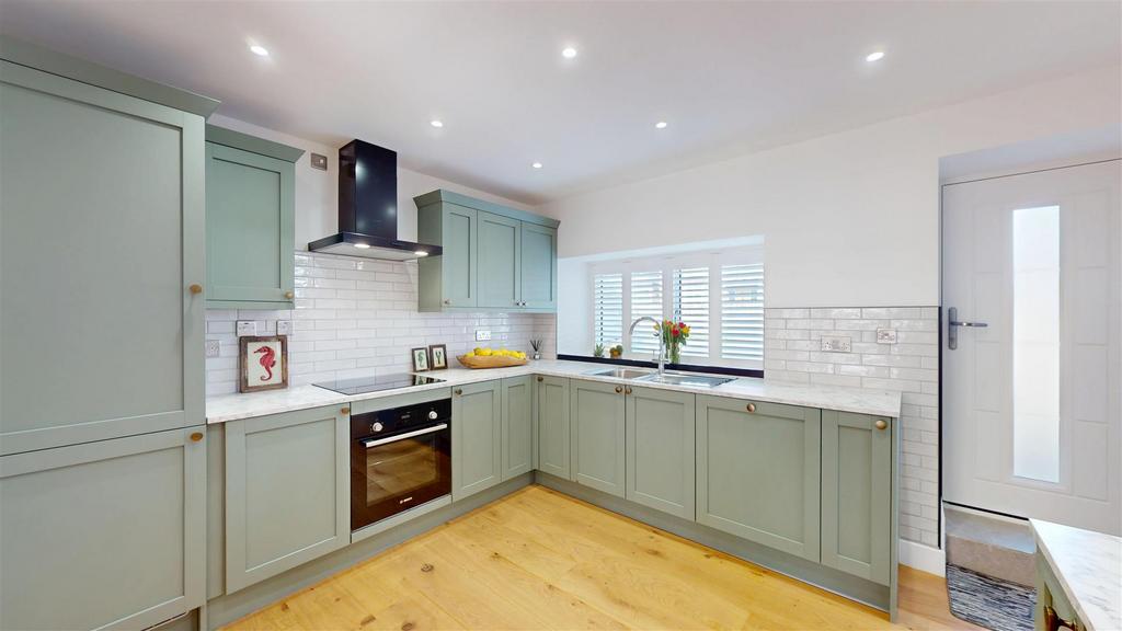 Empingham-Road-Stamford-04092025 171943.jpg