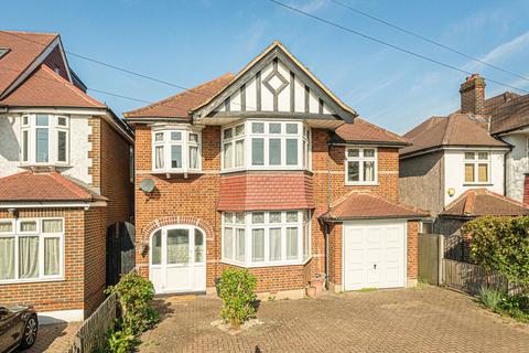 150 Percy Road, Twickenham, TW2 6JF