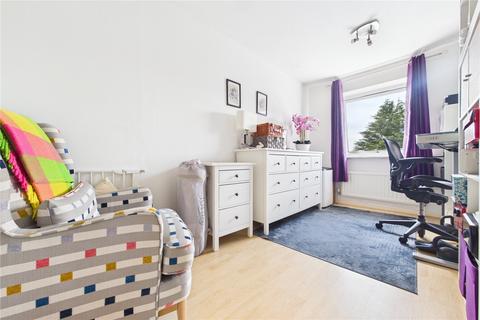1 Avon Close, Calcot, Reading, RG31 7YE
