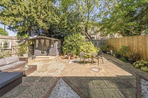 undefined, The Cedars, Teddington TW11