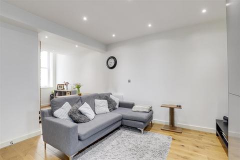 1 bedroom apartment for sale, Hounds Gate, Nottingham NG1