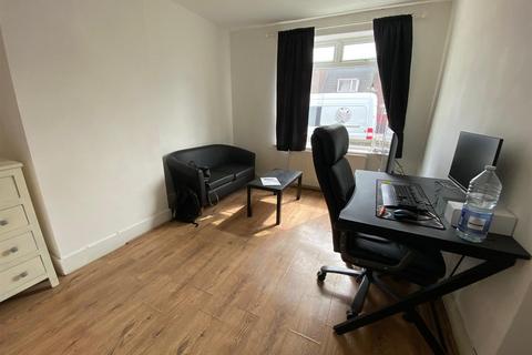 undefined, Hedgemans Road, Dagenham