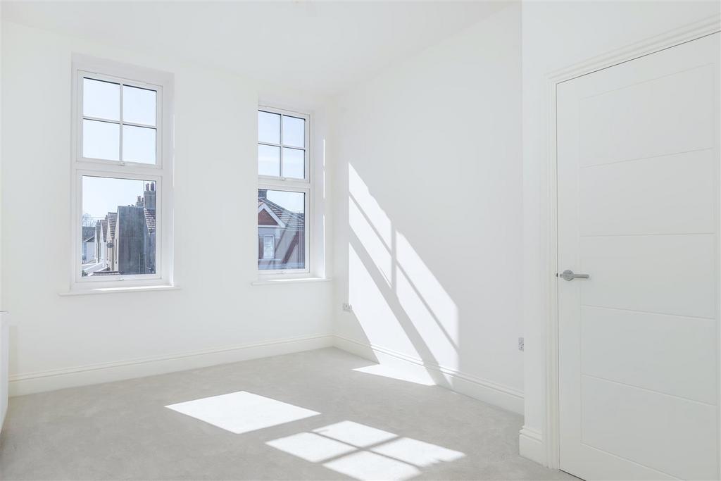 Northcourt Flat 3 3.jpg