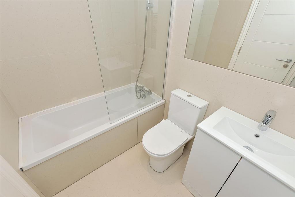 Northcourt Flat 4 3.jpg