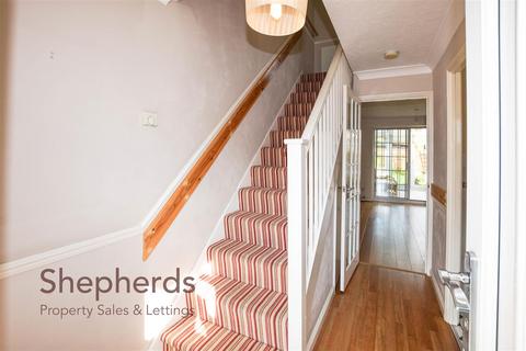 54 Mortimer Gate, Cheshunt, Waltham Cross, EN8 0XG