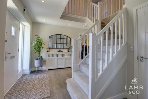 4 bedroom detached house for sale, Rye Way, Kirby Cross CO13