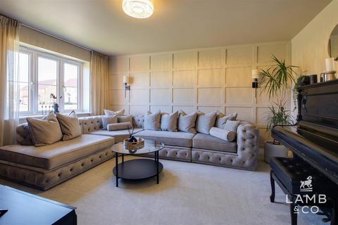 4 bedroom detached house for sale, Rye Way, Kirby Cross CO13
