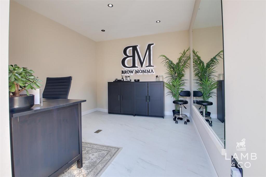 Office/garden room