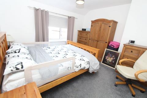 7 Blowers Green Crescent, Dudley, DY2 8XQ
