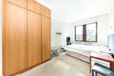 Whitehouse Apartments, London SE1